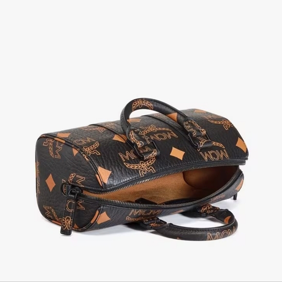 NWT..MCM BLACK & TAN VISETOS CROSSBODY PRINT BAG - Picture 6 of 7